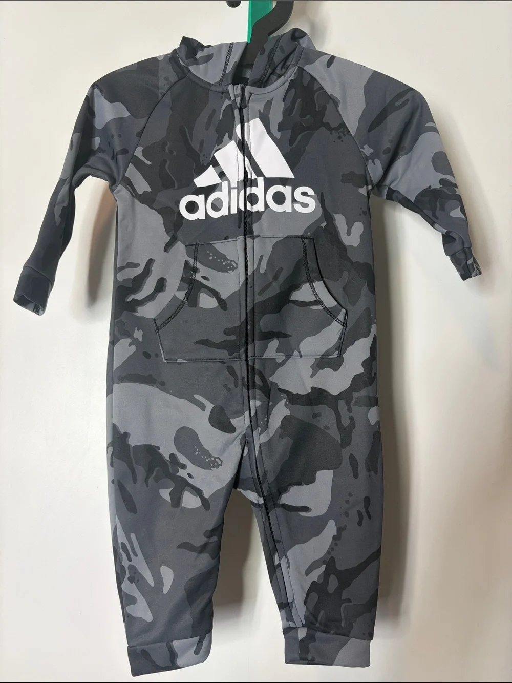 adidas Gray & Black Camo Zip-Up One-Piece Bodysuit 9m. nwt
